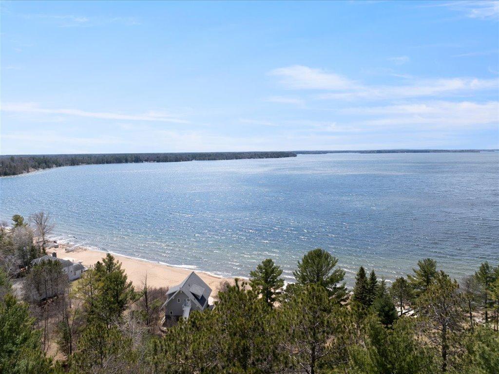 Crosslake, Minnesota, 56442, United States, 4 Bedrooms Bedrooms, ,5 BathroomsBathrooms,Residential,For Sale,1805514