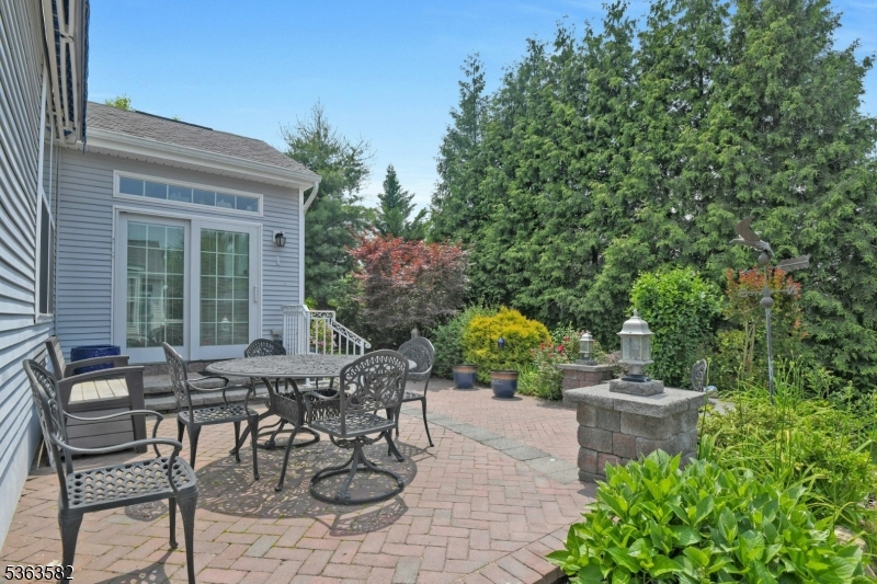 Jackson Twp., New Jersey, 08527, United States, 3 Bedrooms Bedrooms, ,2 BathroomsBathrooms,Residential,For Sale,1849721