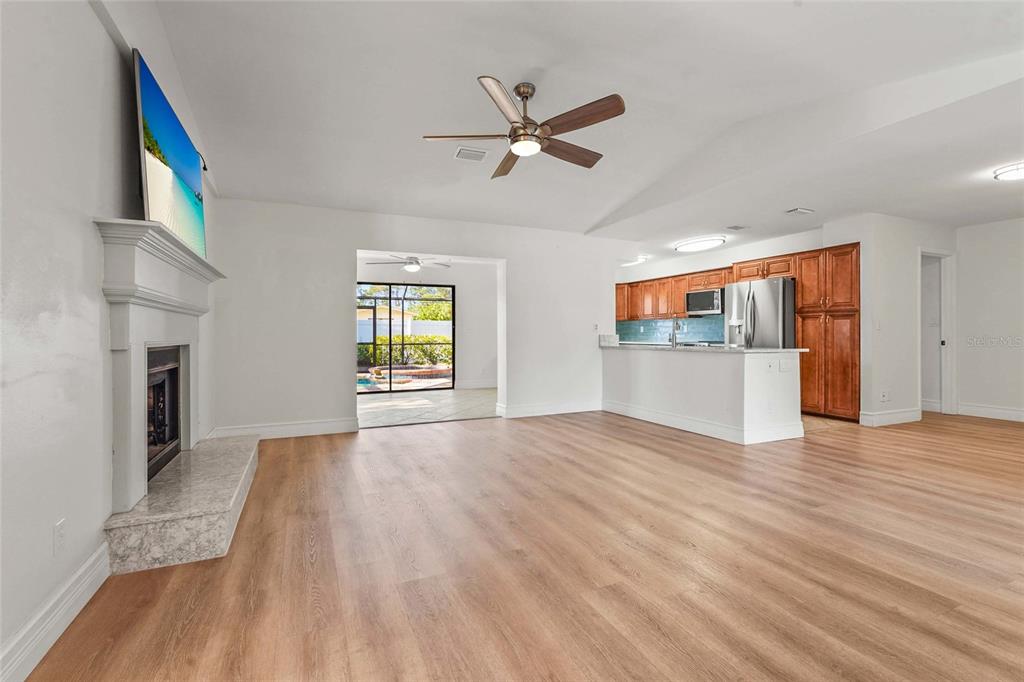 Bradenton, Florida, 34209, United States, 3 Bedrooms Bedrooms, ,2 BathroomsBathrooms,Residential,For Sale,1743662
