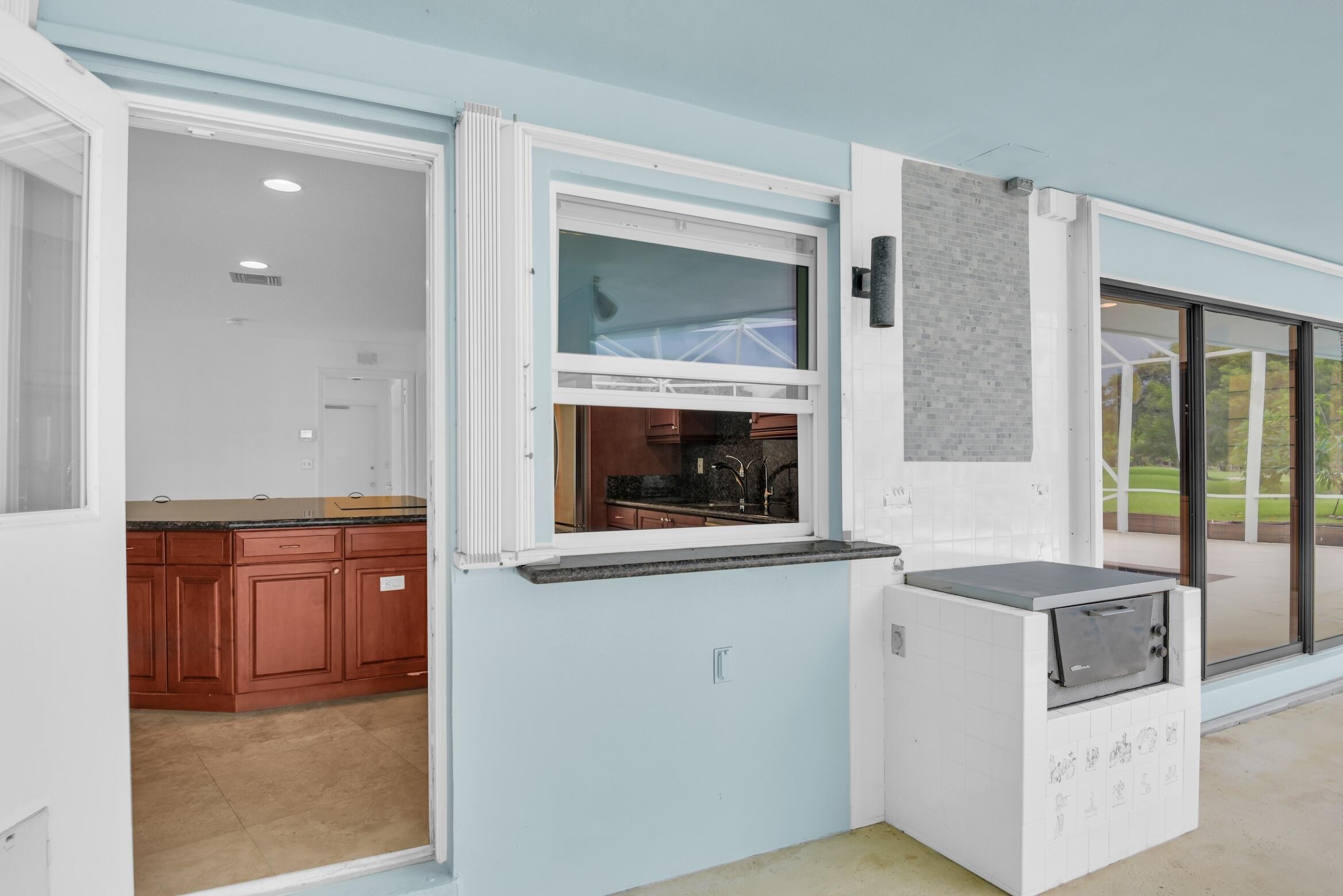 Atlantis, Florida, 33462, United States, 3 Bedrooms Bedrooms, ,3 BathroomsBathrooms,Residential,For Sale,1980286