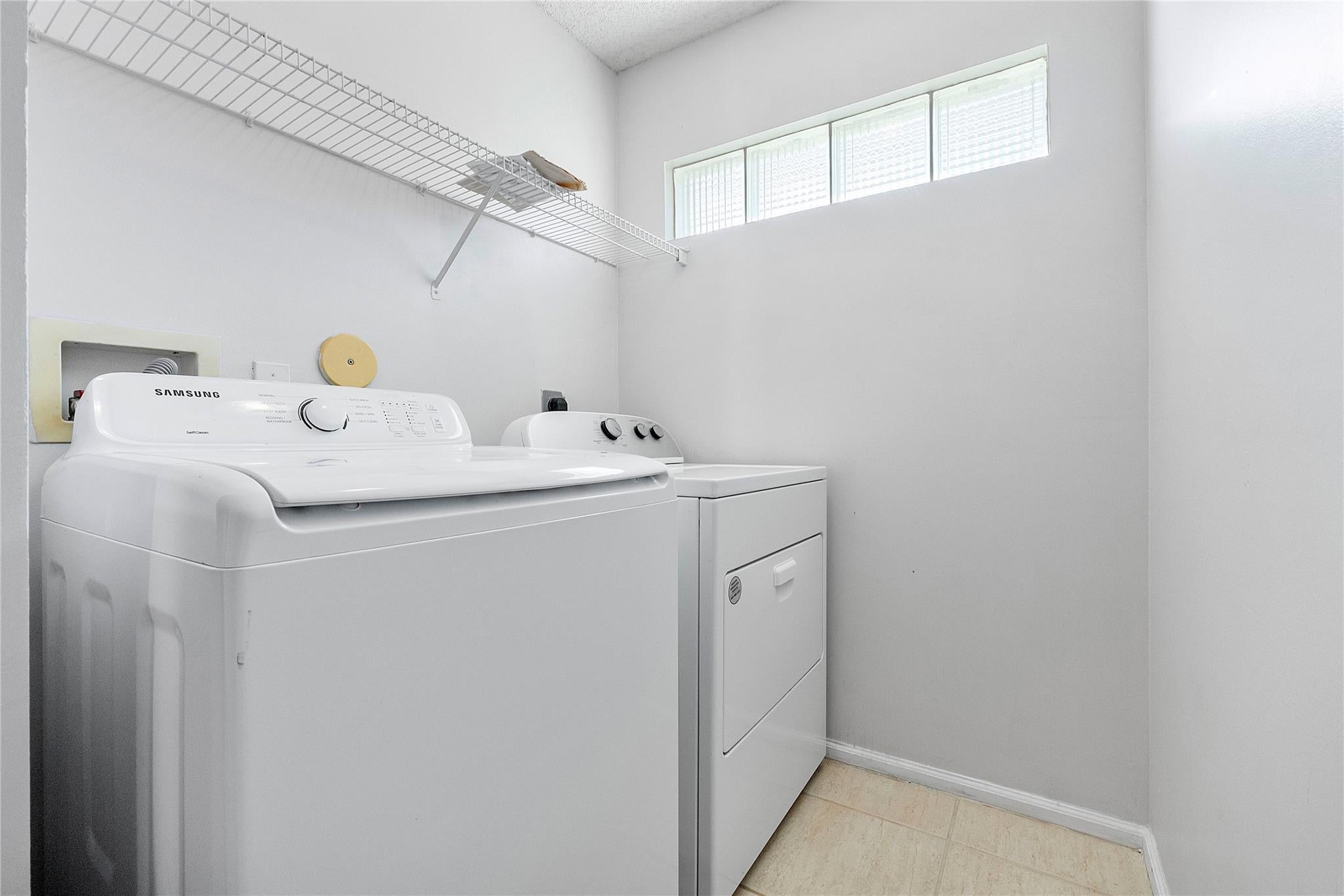 Coral Springs, Florida, 33071, United States, 3 Bedrooms Bedrooms, ,3 BathroomsBathrooms,Residential,For Sale,1977675