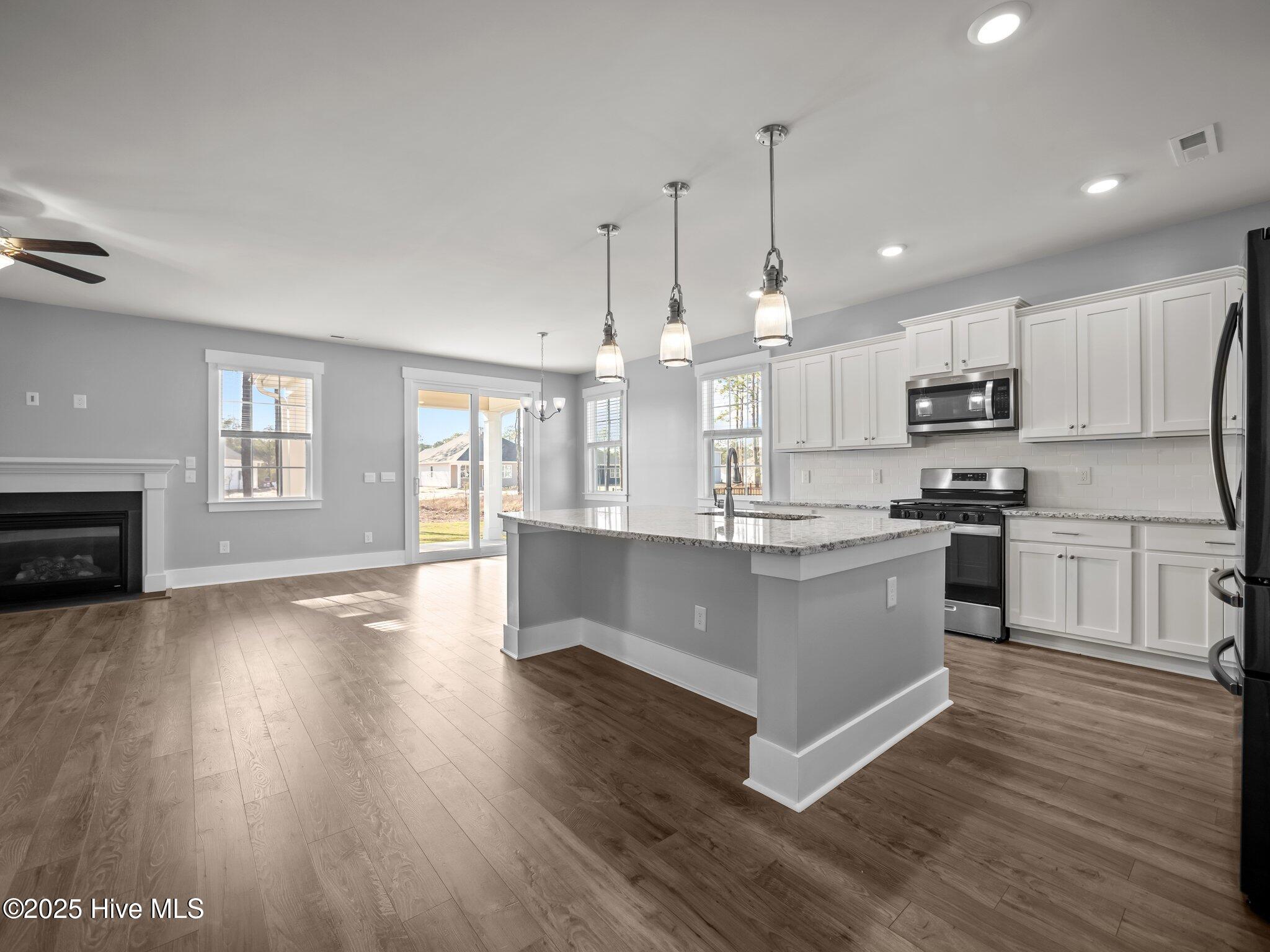 Newport, North Carolina, 28570, United States, 4 Bedrooms Bedrooms, ,3 BathroomsBathrooms,Residential,For Sale,1991180