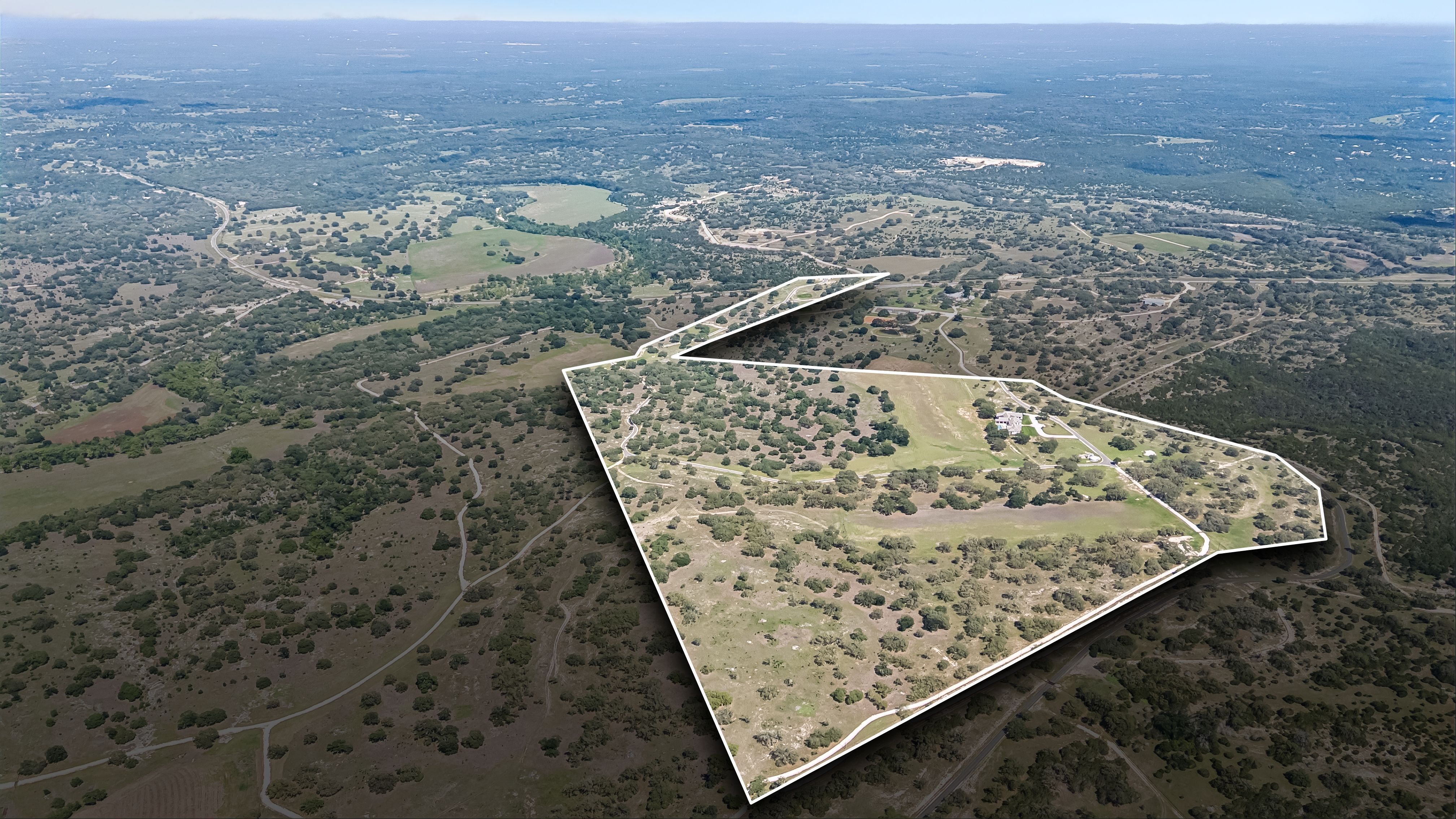  Rolling Oaks Ranch: The Pinnacle of Private Estate Living - 物件實景