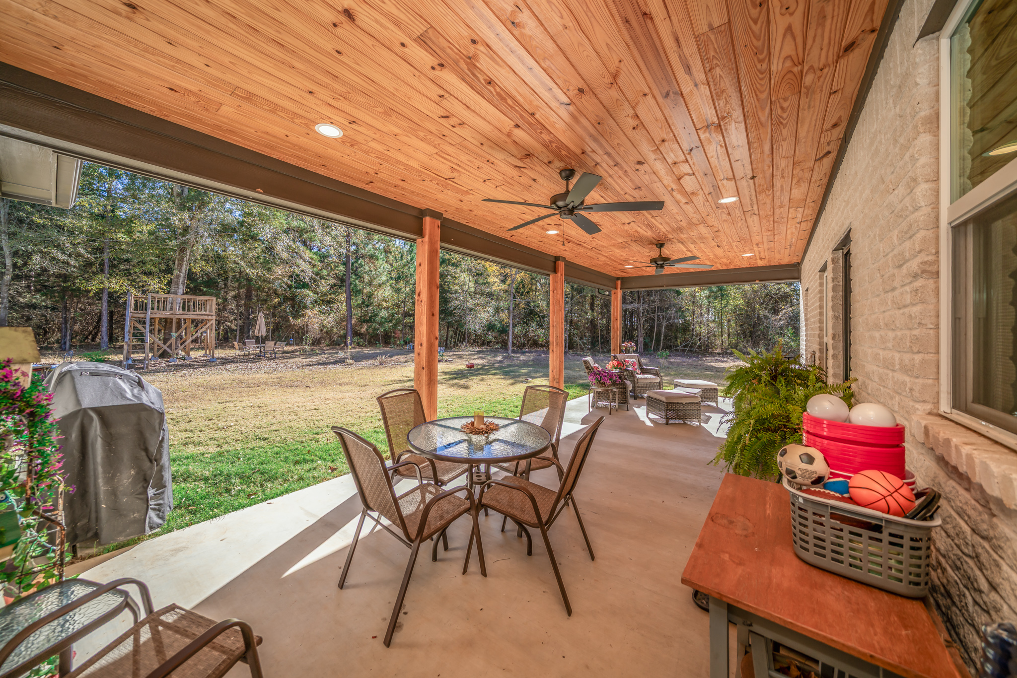 Jacksonville, Texas, 75766, United States, 3 Bedrooms Bedrooms, ,2 BathroomsBathrooms,Residential,For Sale,2012358