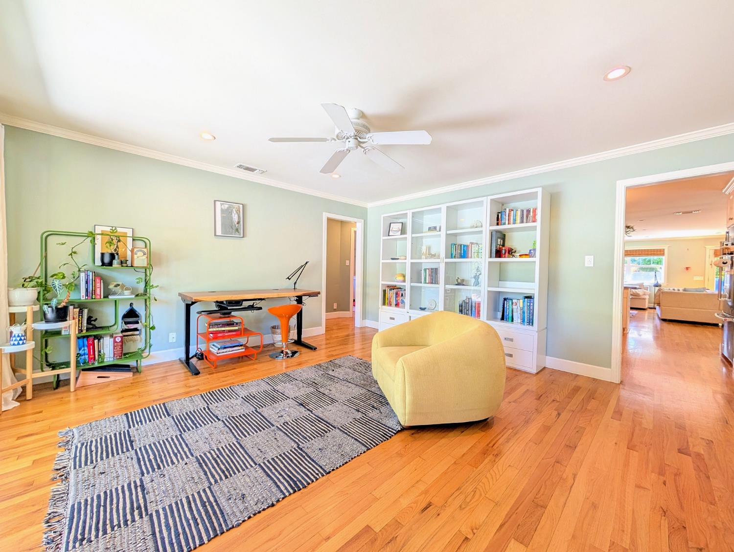 Sacramento, California, 95819, United States, 3 Bedrooms Bedrooms, ,2 BathroomsBathrooms,Residential,For Sale,1949743