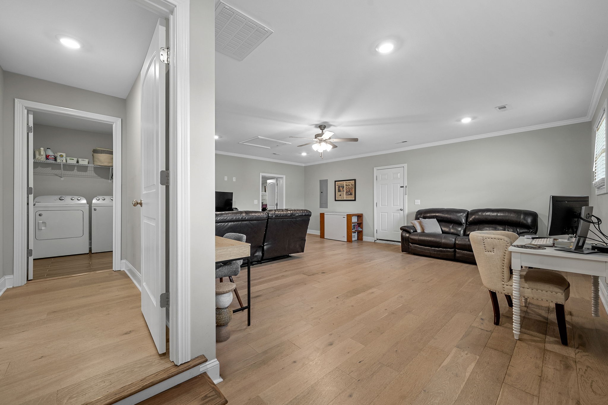 Clarksville, Tennessee, 37040, United States, 4 Bedrooms Bedrooms, ,3 BathroomsBathrooms,Residential,For Sale,1988852