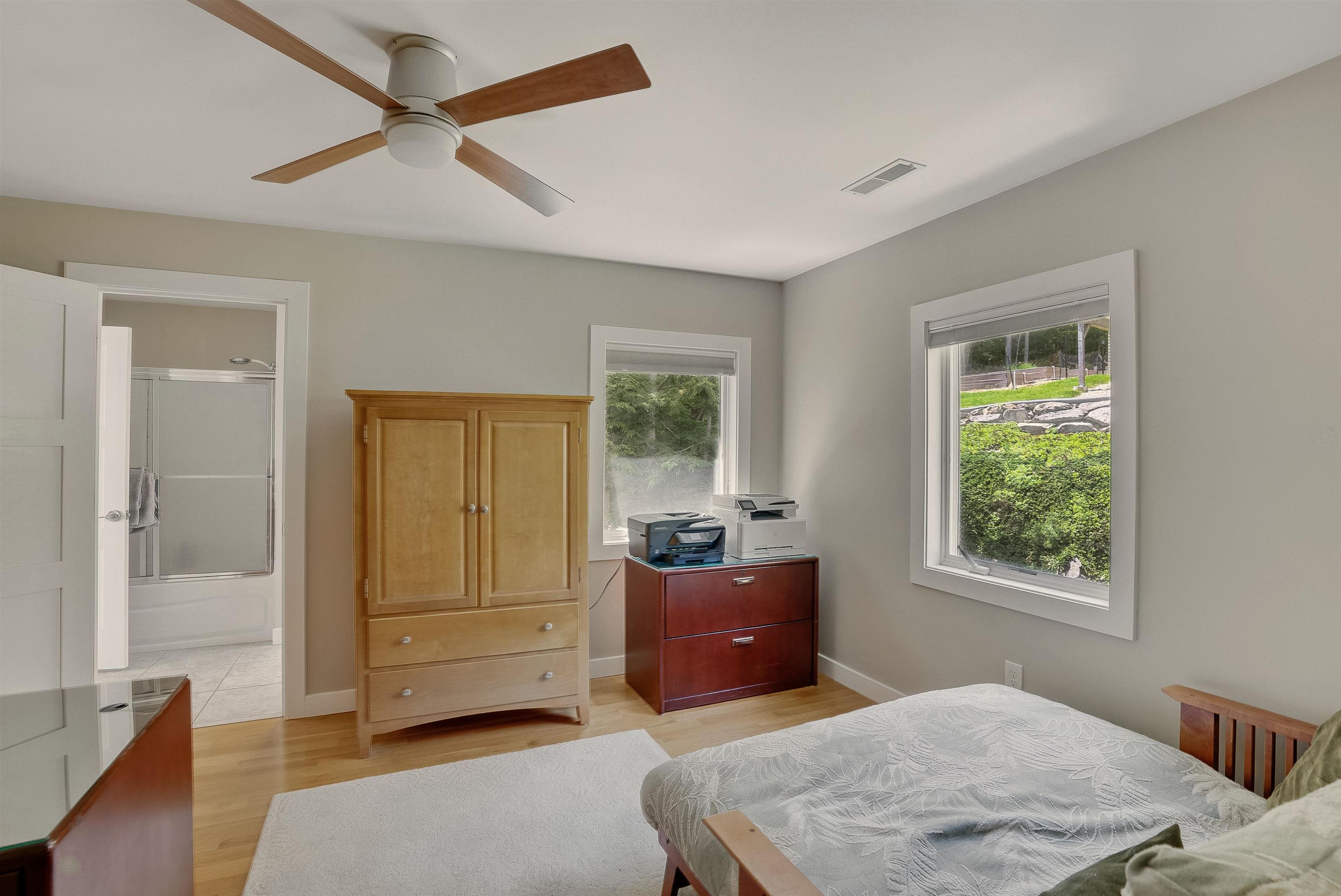 Windham, New Hampshire, 03087, United States, 4 Bedrooms Bedrooms, ,3 BathroomsBathrooms,Residential,For Sale,1824064
