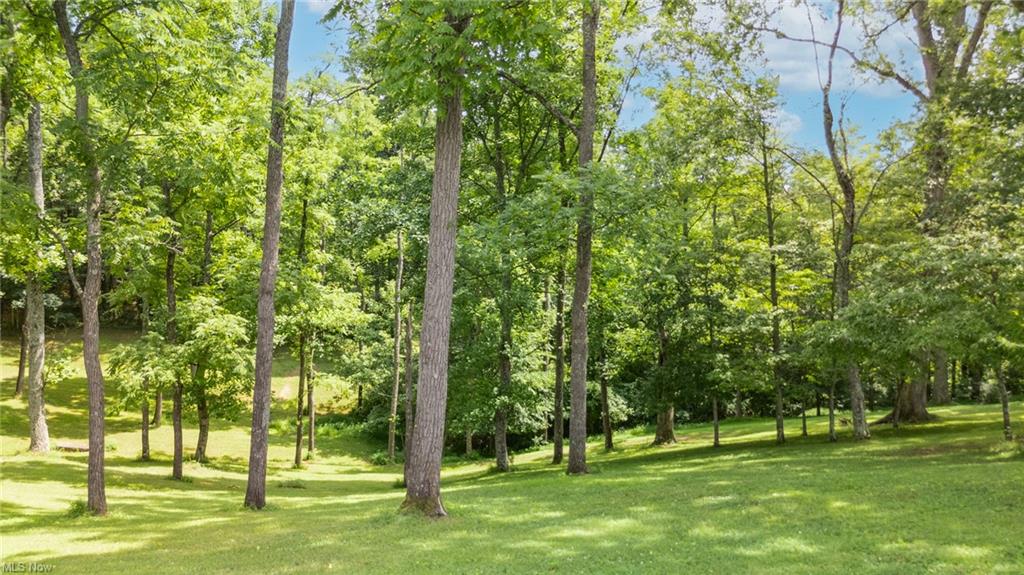New Matamoras, Ohio, 45767, United States, 3 Bedrooms Bedrooms, ,4 BathroomsBathrooms,Residential,For Sale,1915992