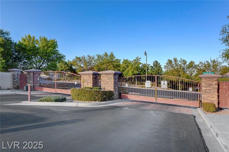 Las Vegas, Nevada, 89138, United States, 3 Bedrooms Bedrooms, ,1 BathroomBathrooms,Residential,For Sale,1861755