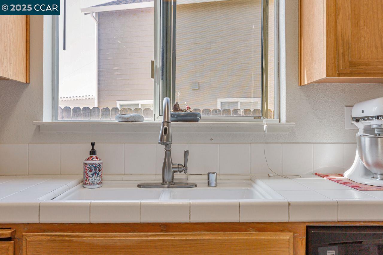 Vallejo, California, 94591, United States, 2 Bedrooms Bedrooms, ,2 BathroomsBathrooms,Residential,For Sale,1805503