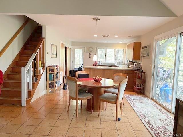 New Paltz, New York, 12561, United States, 3 Bedrooms Bedrooms, ,3 BathroomsBathrooms,Residential,For Sale,1975428
