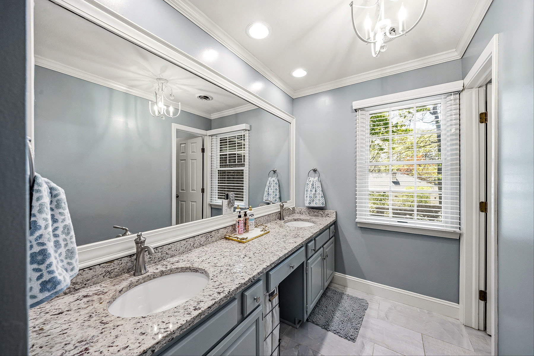  HENDERSONVILLE - 物件實景