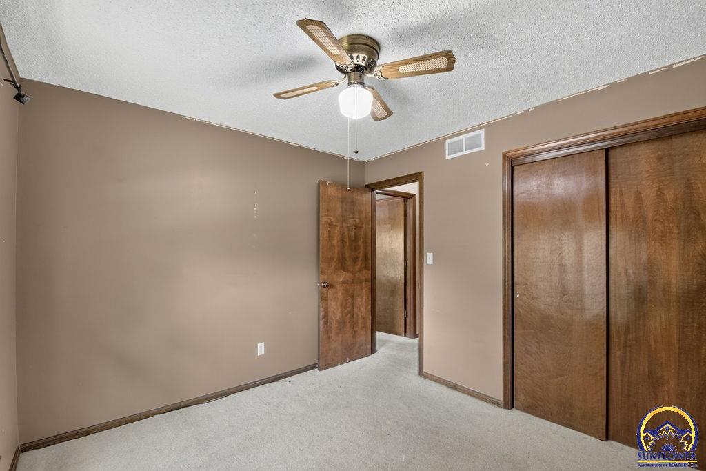 45th Ct, Topeka, KS 66618