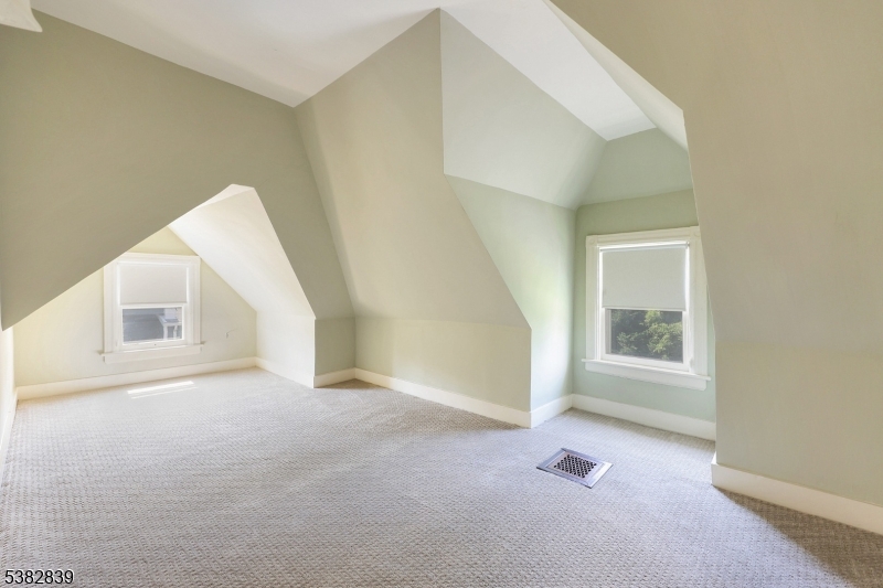 Westfield Town, New Jersey, 07090, United States, 5 Bedrooms Bedrooms, ,3 BathroomsBathrooms,Residential,For Sale,1941025