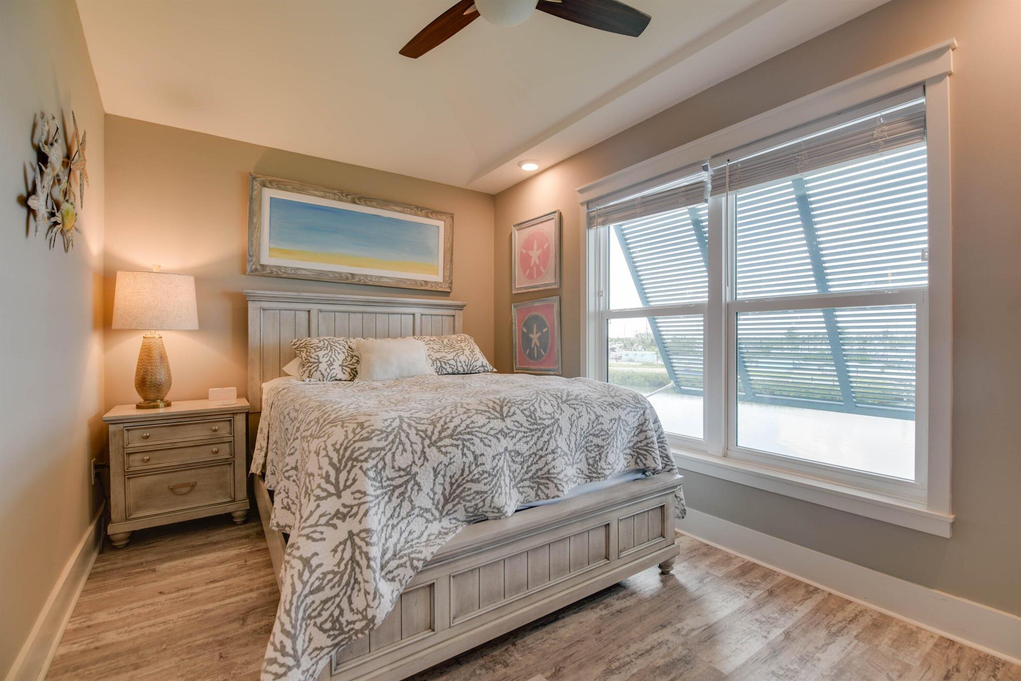 Marathon, Florida, 33050, United States, 2 Bedrooms Bedrooms, ,2 BathroomsBathrooms,Residential,For Sale,2001669