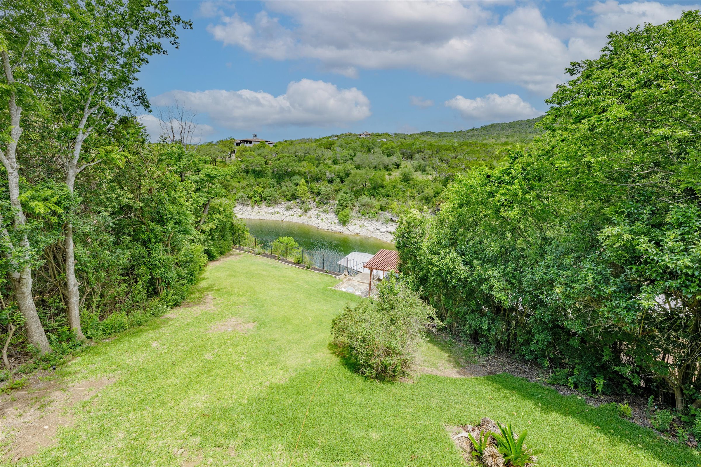  Rare Combination Of True Lake Living and Convenient Access to Austin - 物件實景