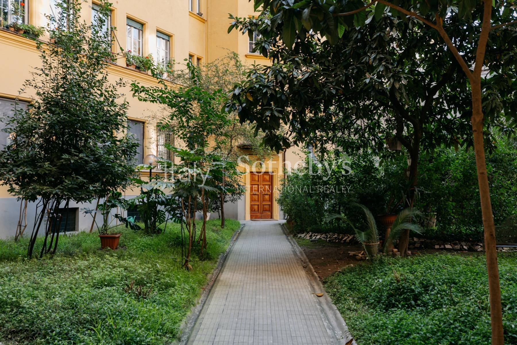  Elegant Liberty-Style Apartment on Via Monte Zebio - 物件實景