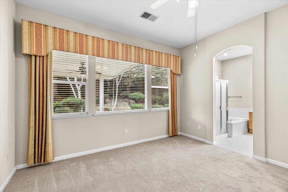 Oakdale, California, 95361, United States, 3 Bedrooms Bedrooms, ,2 BathroomsBathrooms,Residential,For Sale,2005405