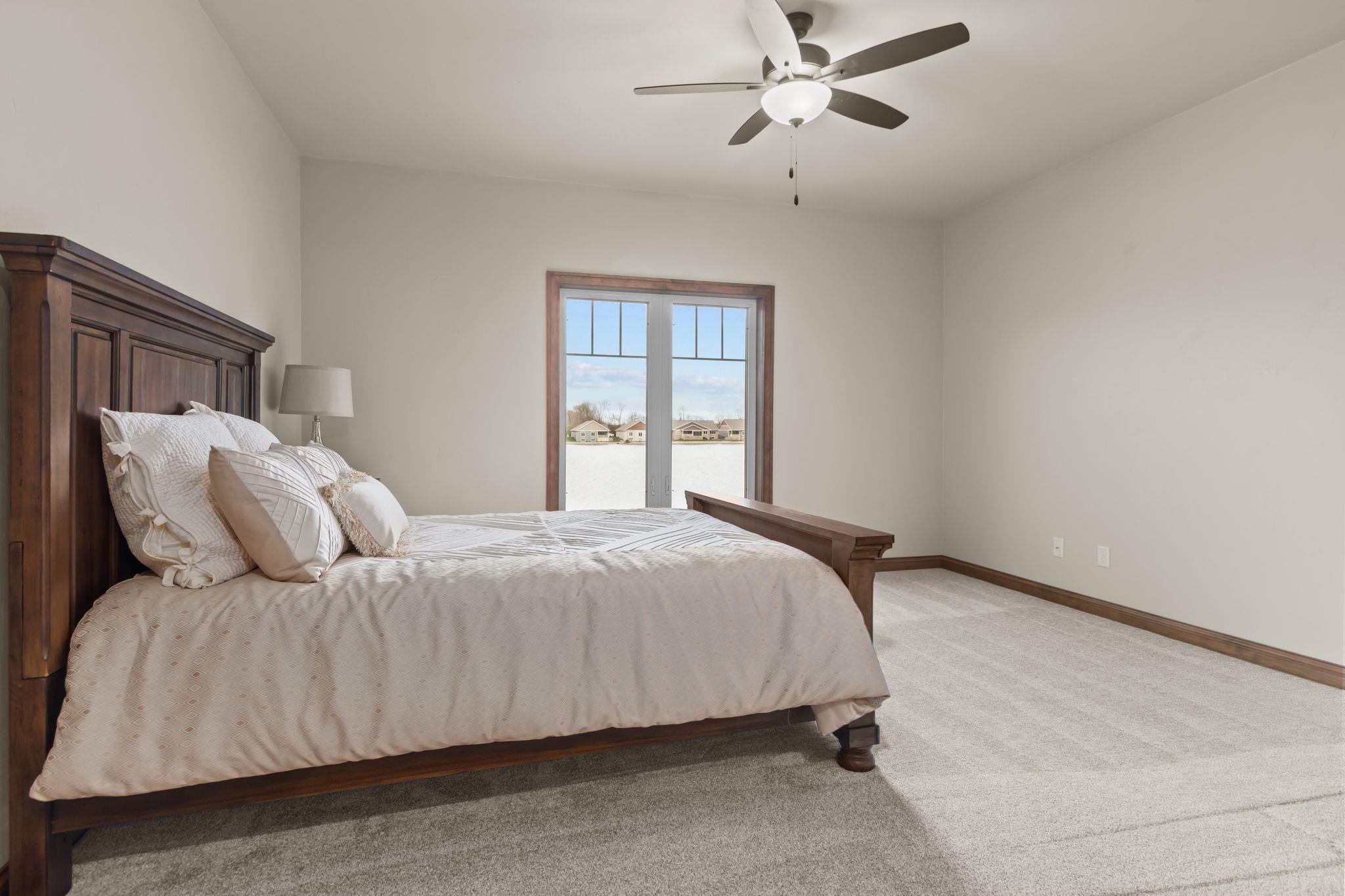 Neenah, Wisconsin, 54956, United States, 2 Bedrooms Bedrooms, ,2 BathroomsBathrooms,Residential,For Sale,2029960