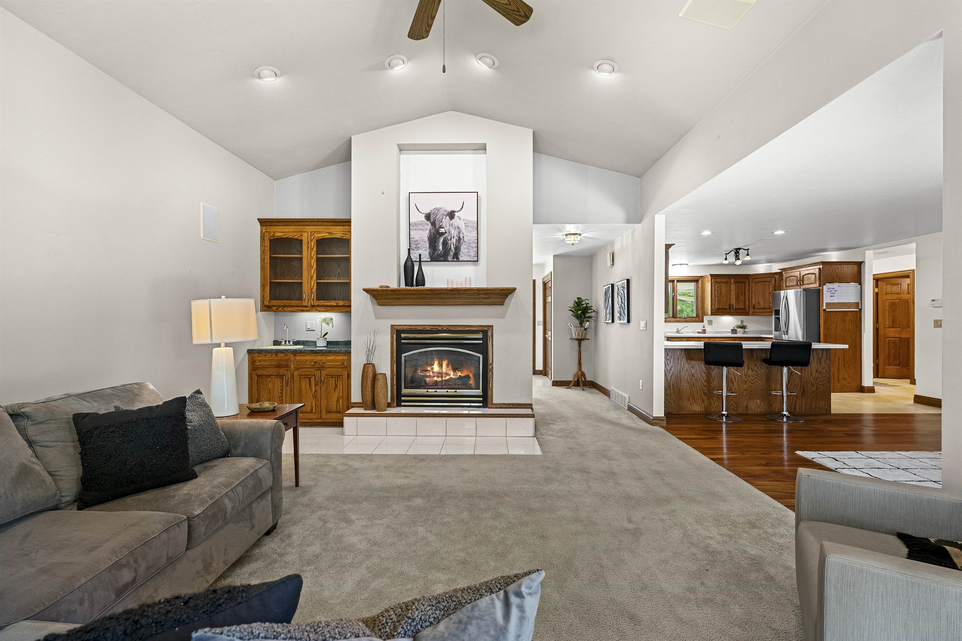 SUAMICO, Wisconsin, 54173, United States, 3 Bedrooms Bedrooms, ,4 BathroomsBathrooms,Residential,For Sale,1911099