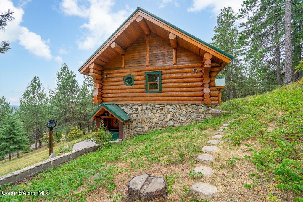 Coeur d'Alene, Idaho, 83814, United States, 4 Bedrooms Bedrooms, ,3 BathroomsBathrooms,Residential,For Sale,1981796