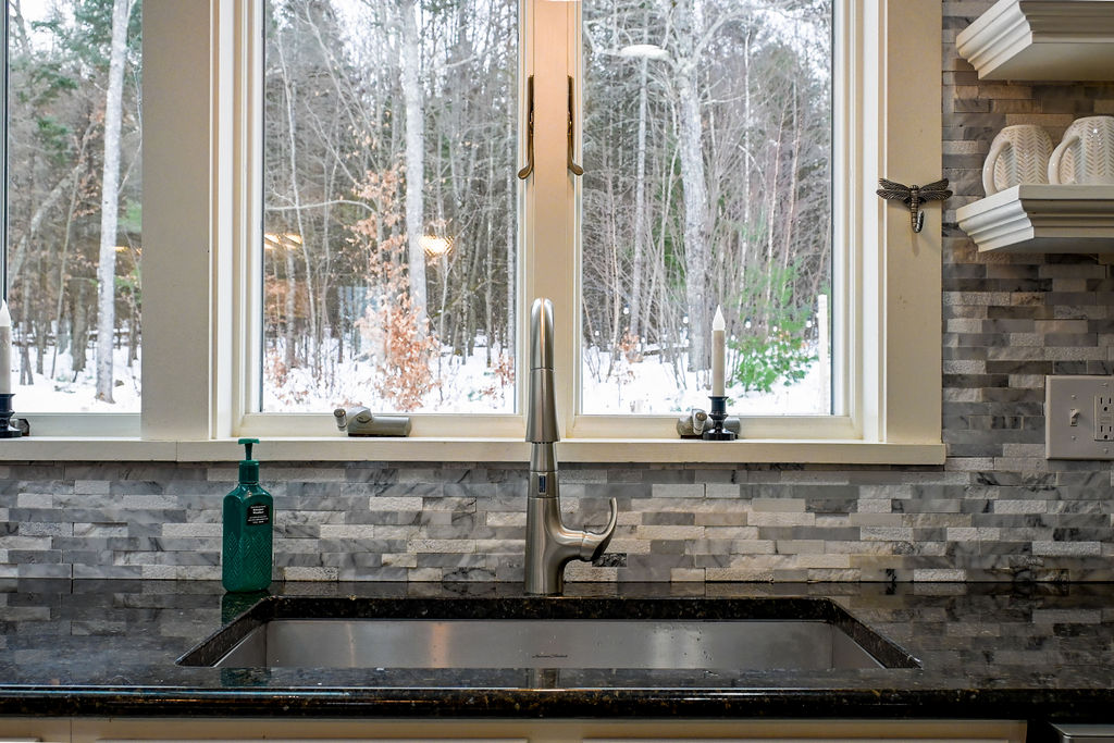 Sidney, Maine, 04330, United States, 3 Bedrooms Bedrooms, ,3 BathroomsBathrooms,Residential,For Sale,2007765