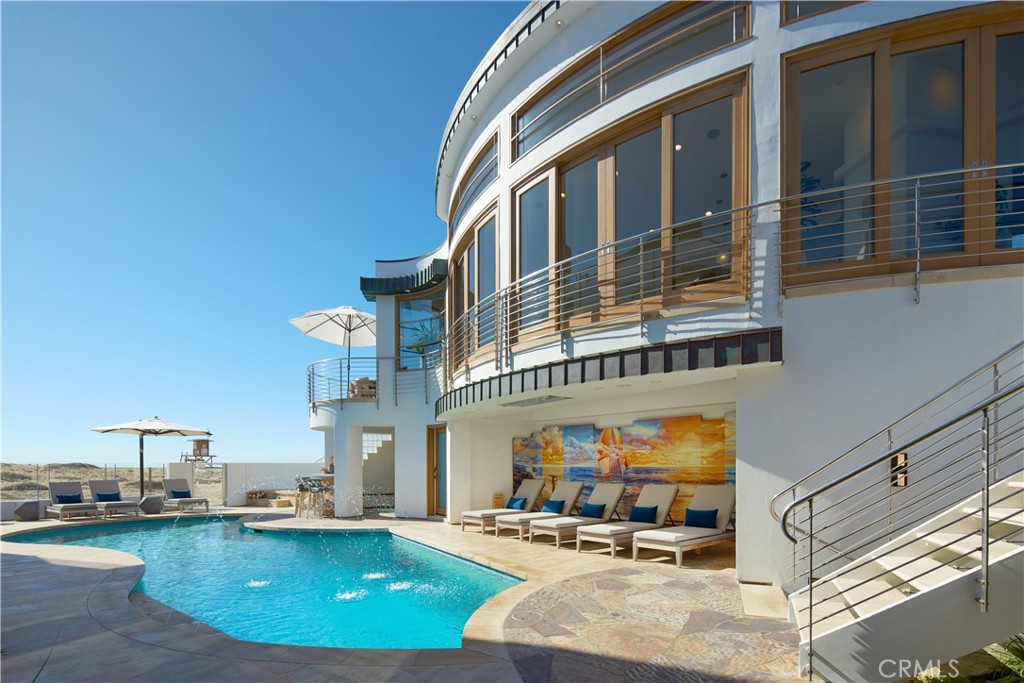 Newport Beach, California, 92661, United States, 7 Bedrooms Bedrooms, ,11 BathroomsBathrooms,Residential,For Sale,1877101