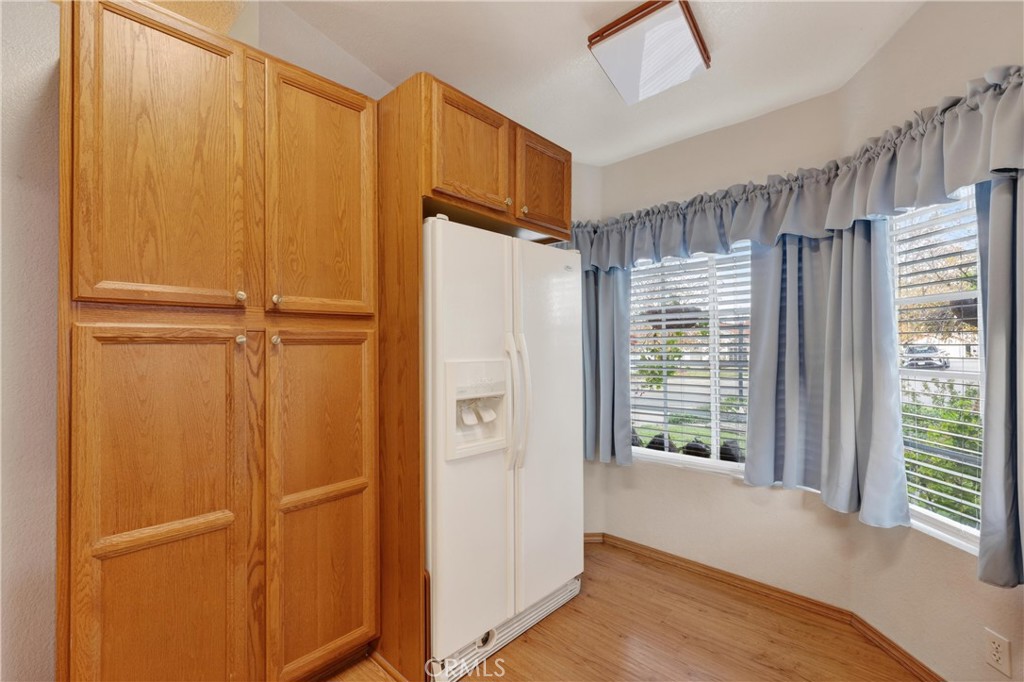 Corona, California, 92883, United States, 4 Bedrooms Bedrooms, ,2 BathroomsBathrooms,Residential,For Sale,2009090