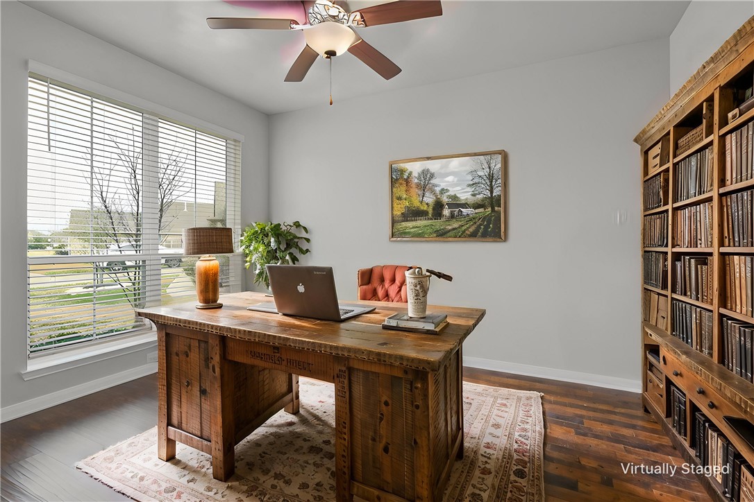 College Station, Texas, 77845, United States, 5 Bedrooms Bedrooms, ,4 BathroomsBathrooms,Residential,For Sale,1778847