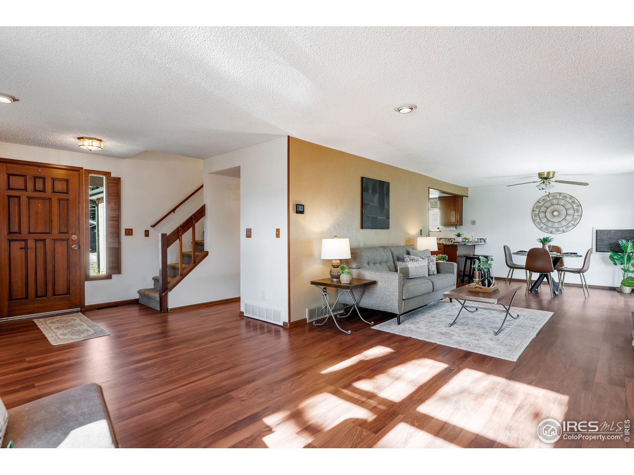 Longmont, Colorado, 80501, United States, 4 Bedrooms Bedrooms, ,2 BathroomsBathrooms,Residential,For Sale,1999140