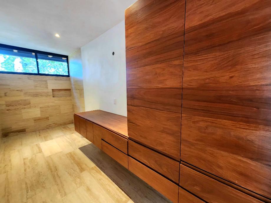 Valle de Bravo, Estado de México, 51200, Mexico, 4 Bedrooms Bedrooms, ,4 BathroomsBathrooms,Residential,For Sale,1722310