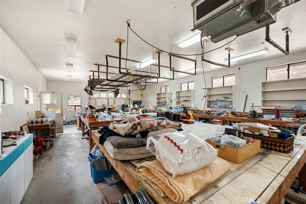 Arroyo Grande, California, 93420, United States, 5 Bedrooms Bedrooms, ,2 BathroomsBathrooms,Residential,For Sale,1982026