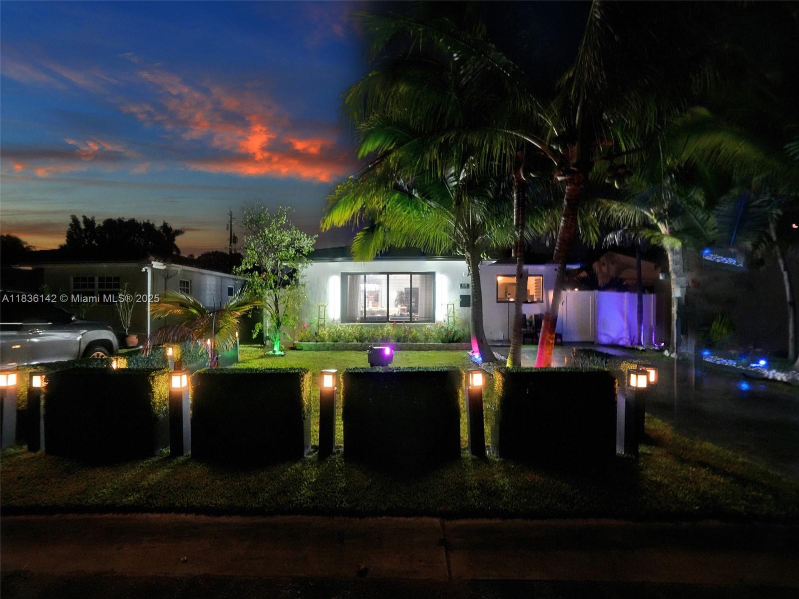 Hollywood, Florida, 33019, United States, 3 Bedrooms Bedrooms, ,2 BathroomsBathrooms,Residential,For Sale,1898660