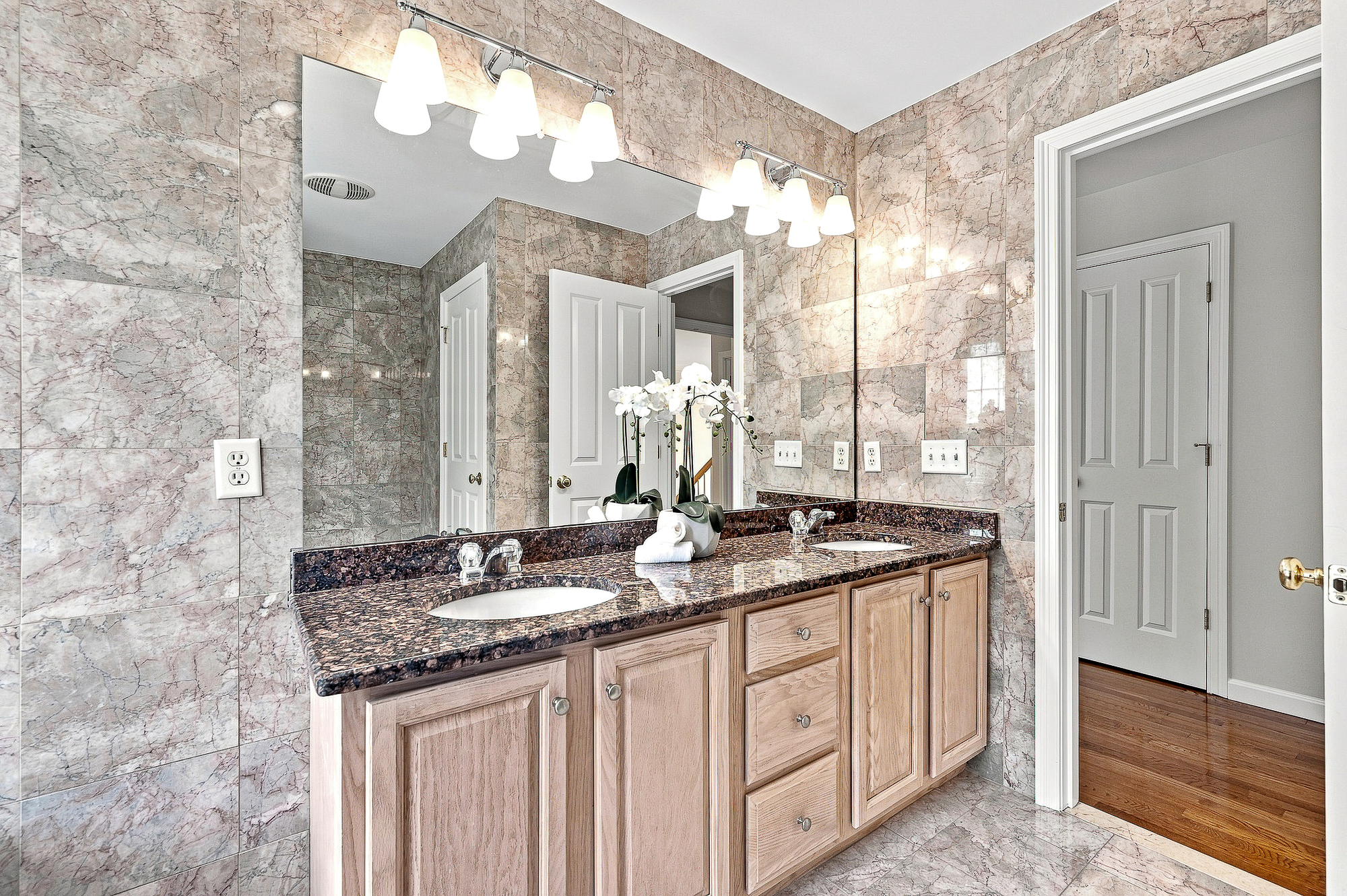  37 Aspen Avenue, Grafton, MA 01560 - 物件實景