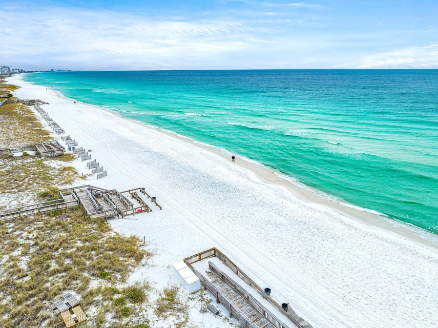 Destin, Florida, 32541, United States, 2 Bedrooms Bedrooms, ,2 BathroomsBathrooms,Residential,For Sale,1861744