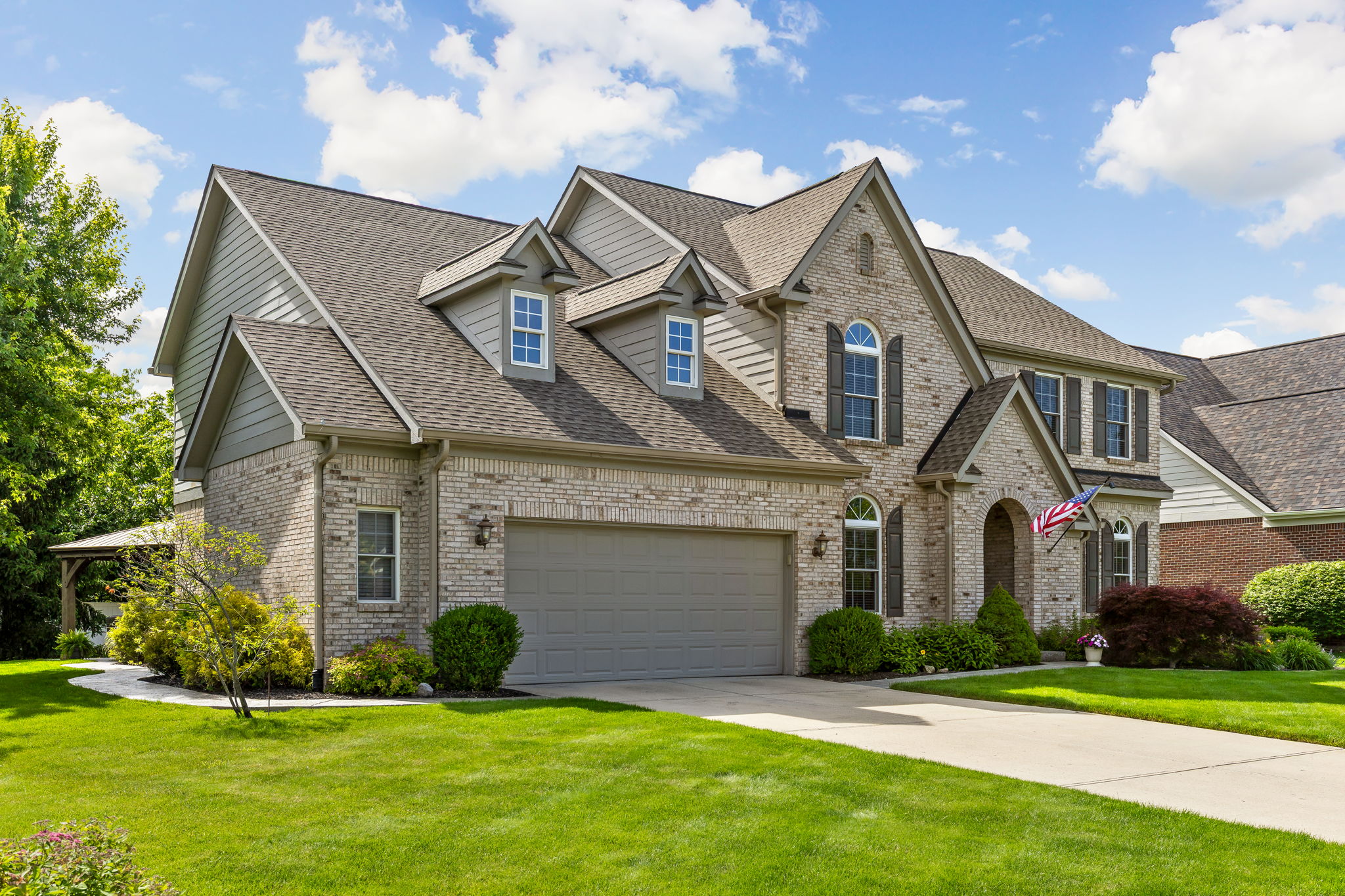  Meticulously Maintained Brick Home in Desirable Zionsville Location - 物件實景
