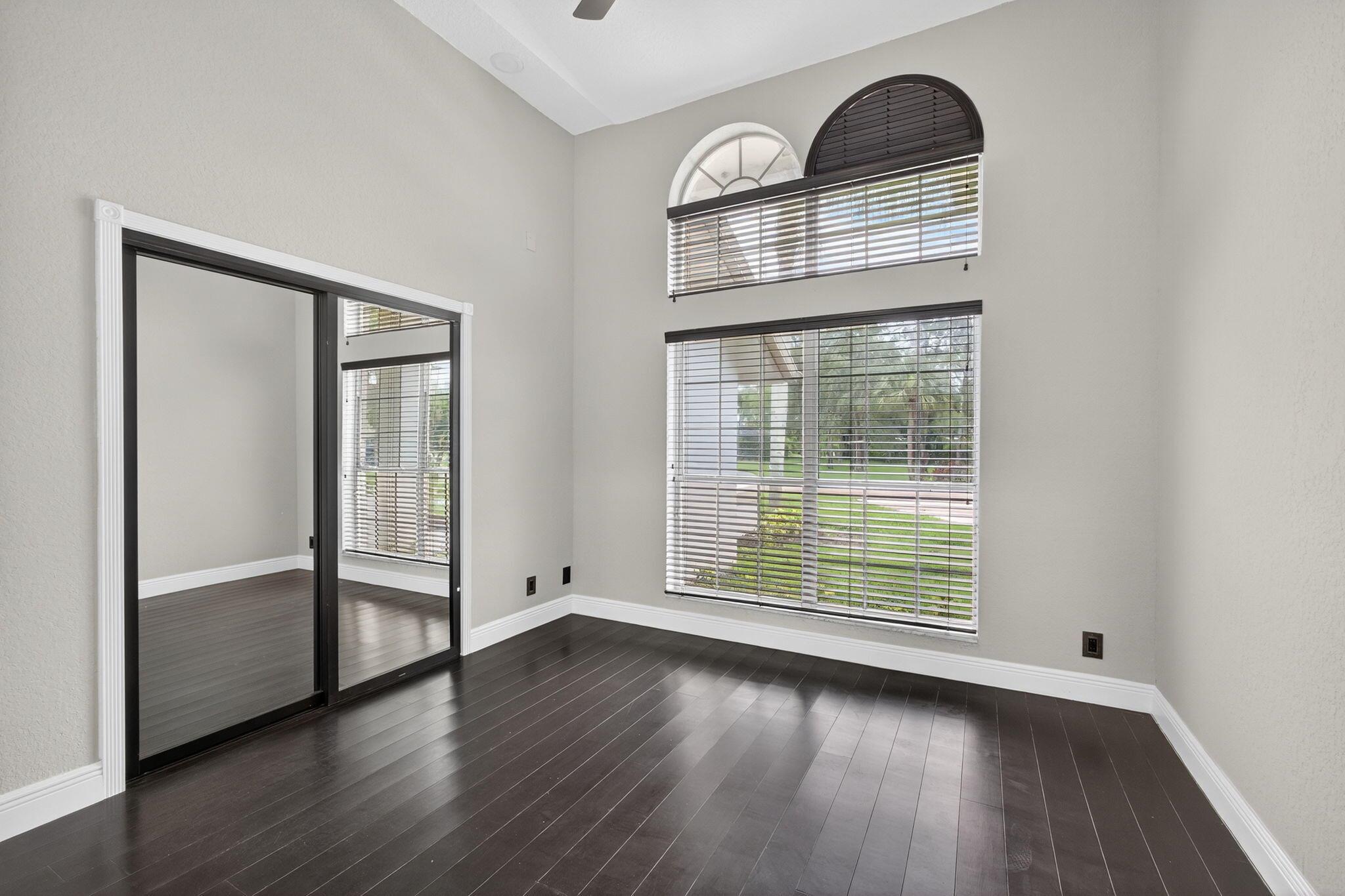 Wellington, Florida, 33414, United States, 5 Bedrooms Bedrooms, ,4 BathroomsBathrooms,Residential,For Sale,1978857