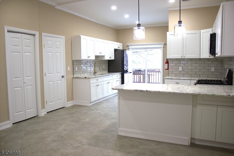 Elizabeth City, New Jersey, 07208, United States, 5 Bedrooms Bedrooms, ,4 BathroomsBathrooms,Residential,For Sale,2011713