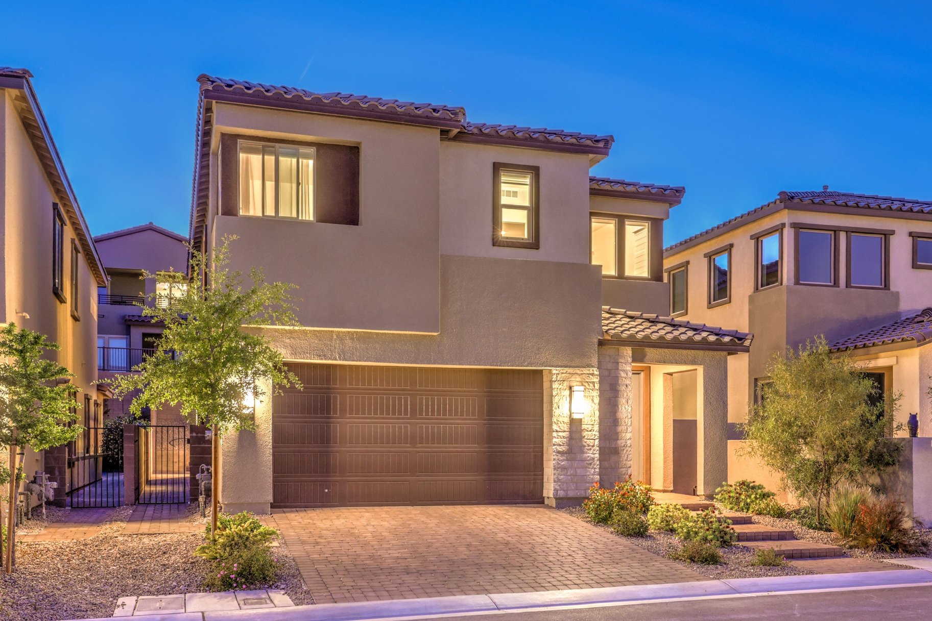  Beautifully Upgraded 2-Story Home in a Gated Community in Summerlin West - 物件實景