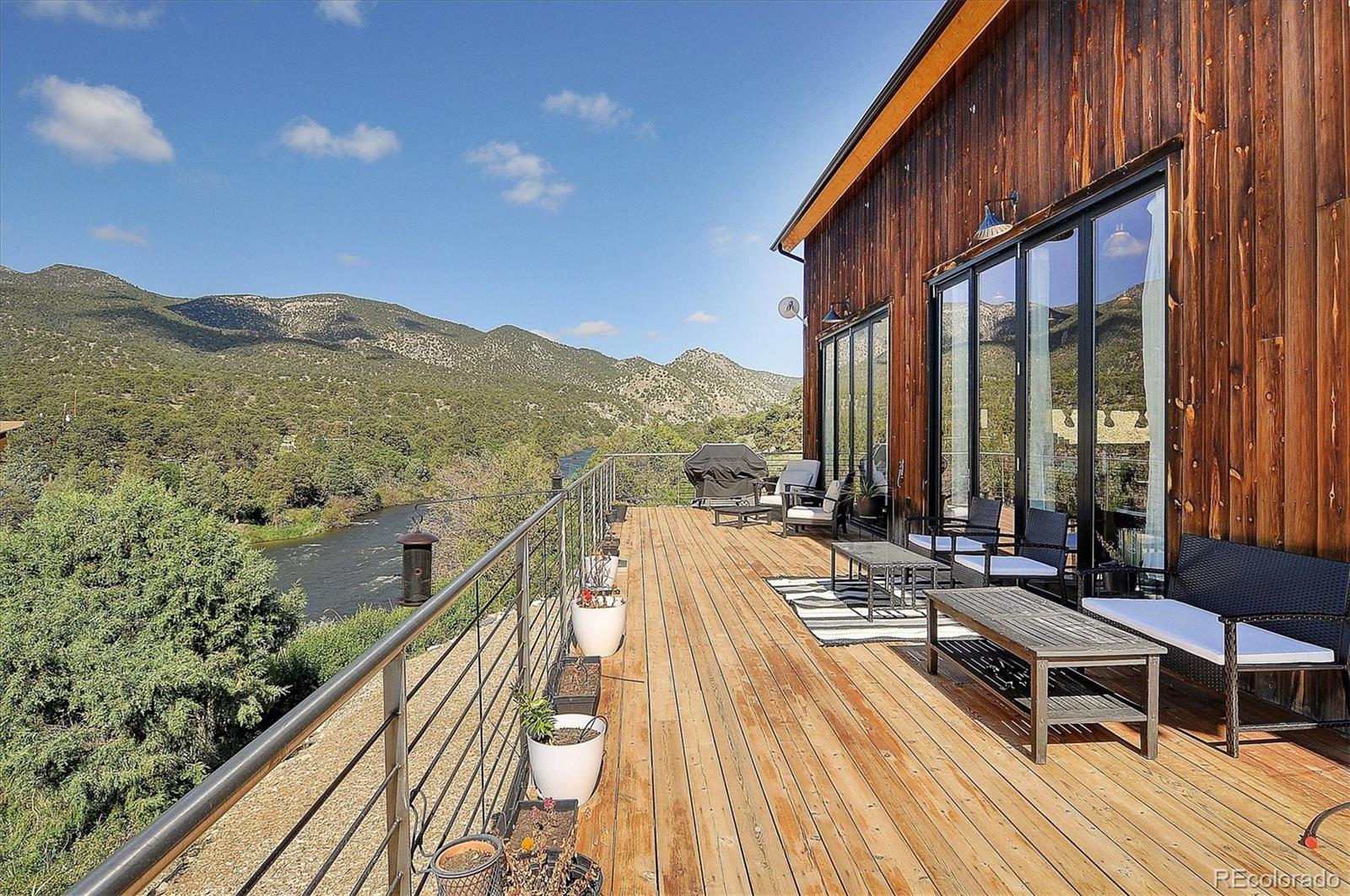 Salida, Colorado, 81201, United States, 2 Bedrooms Bedrooms, ,2 BathroomsBathrooms,Residential,For Sale,1995461