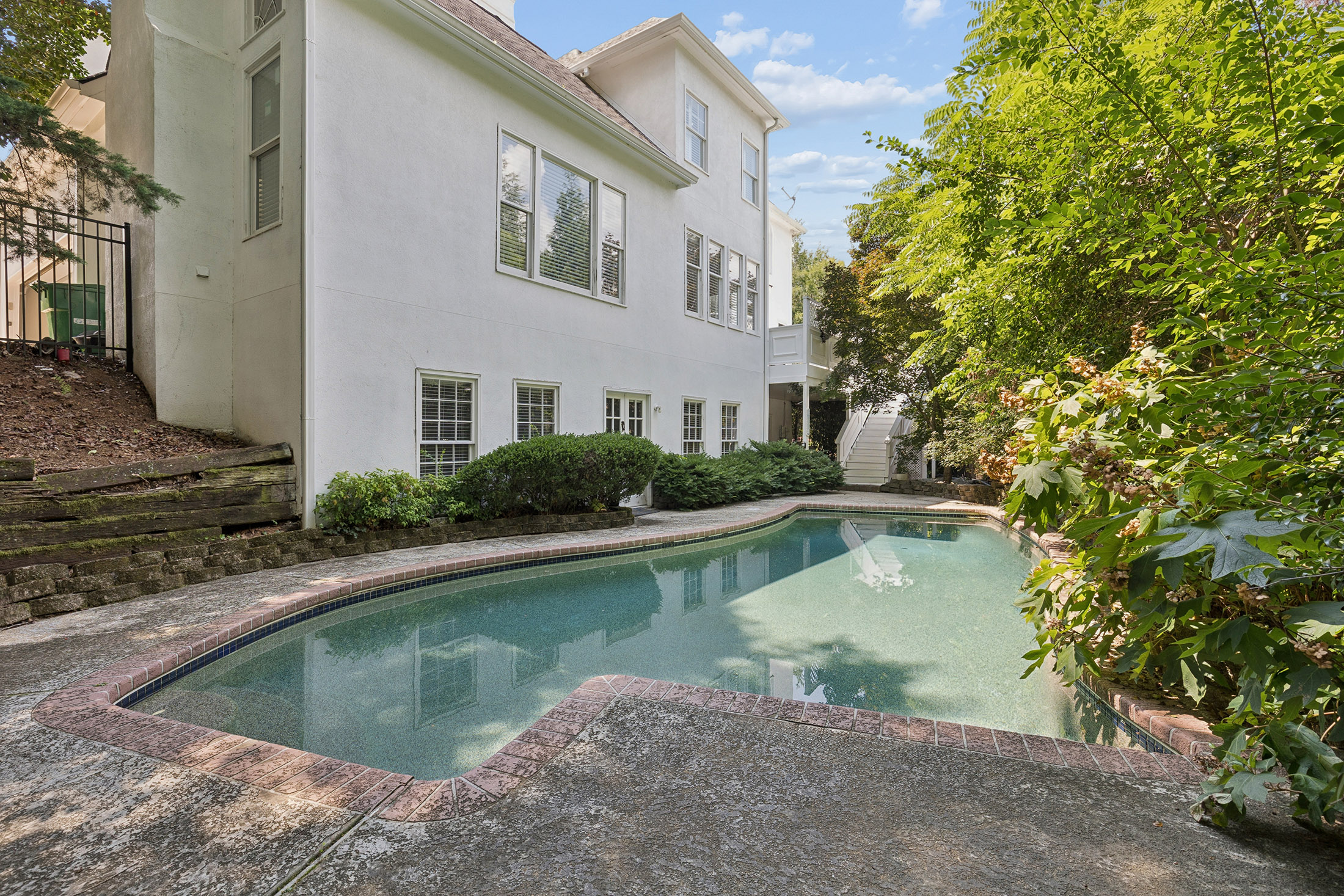  Beautifully Renovated French Provincial Home in Peachtree Corners - 物件實景