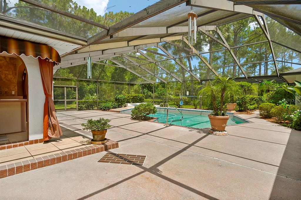 Weeki Wachee, Florida, 34607, United States, 4 Bedrooms Bedrooms, ,5 BathroomsBathrooms,Residential,For Sale,2009705