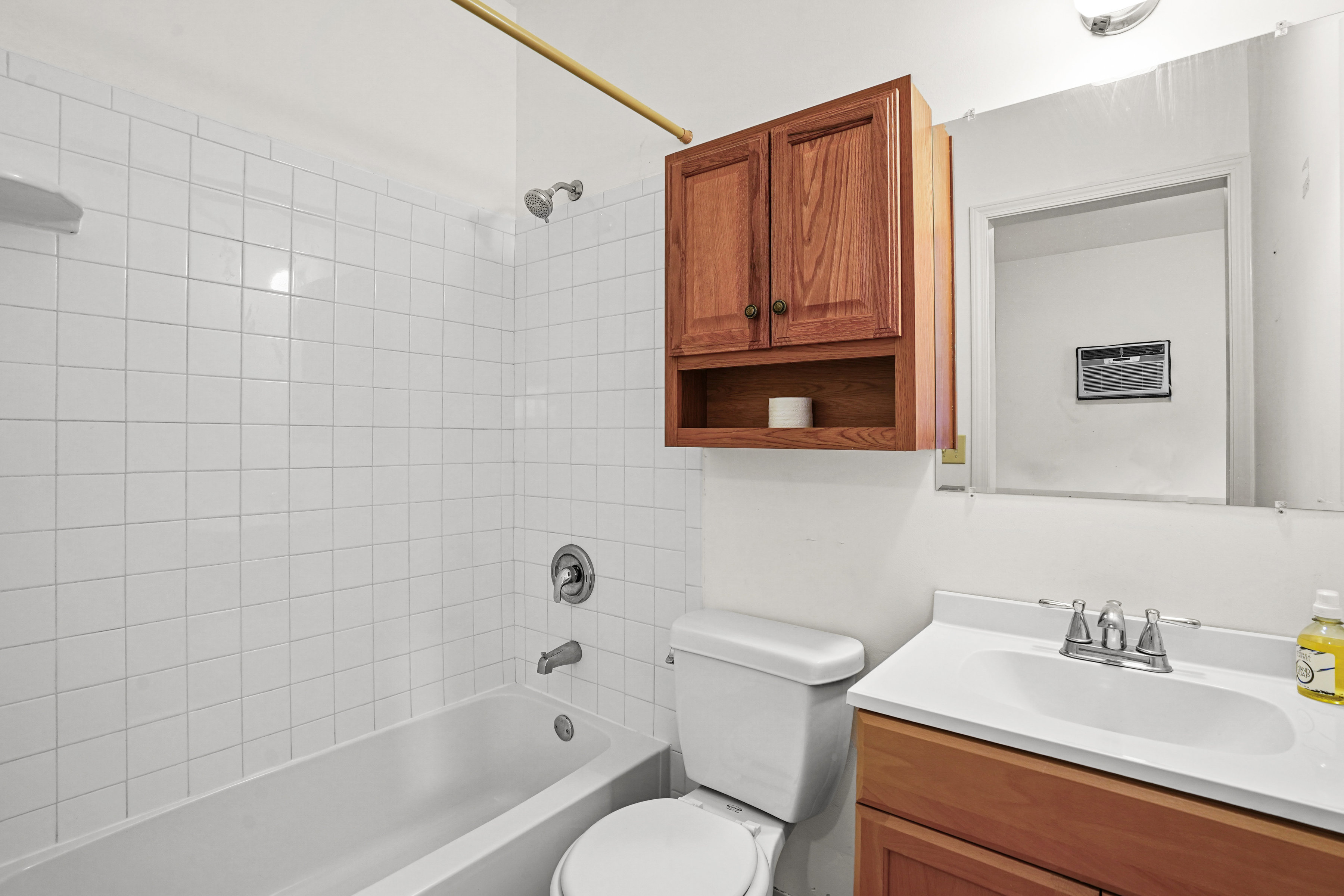  Lives Like Two Homes - 物件實景