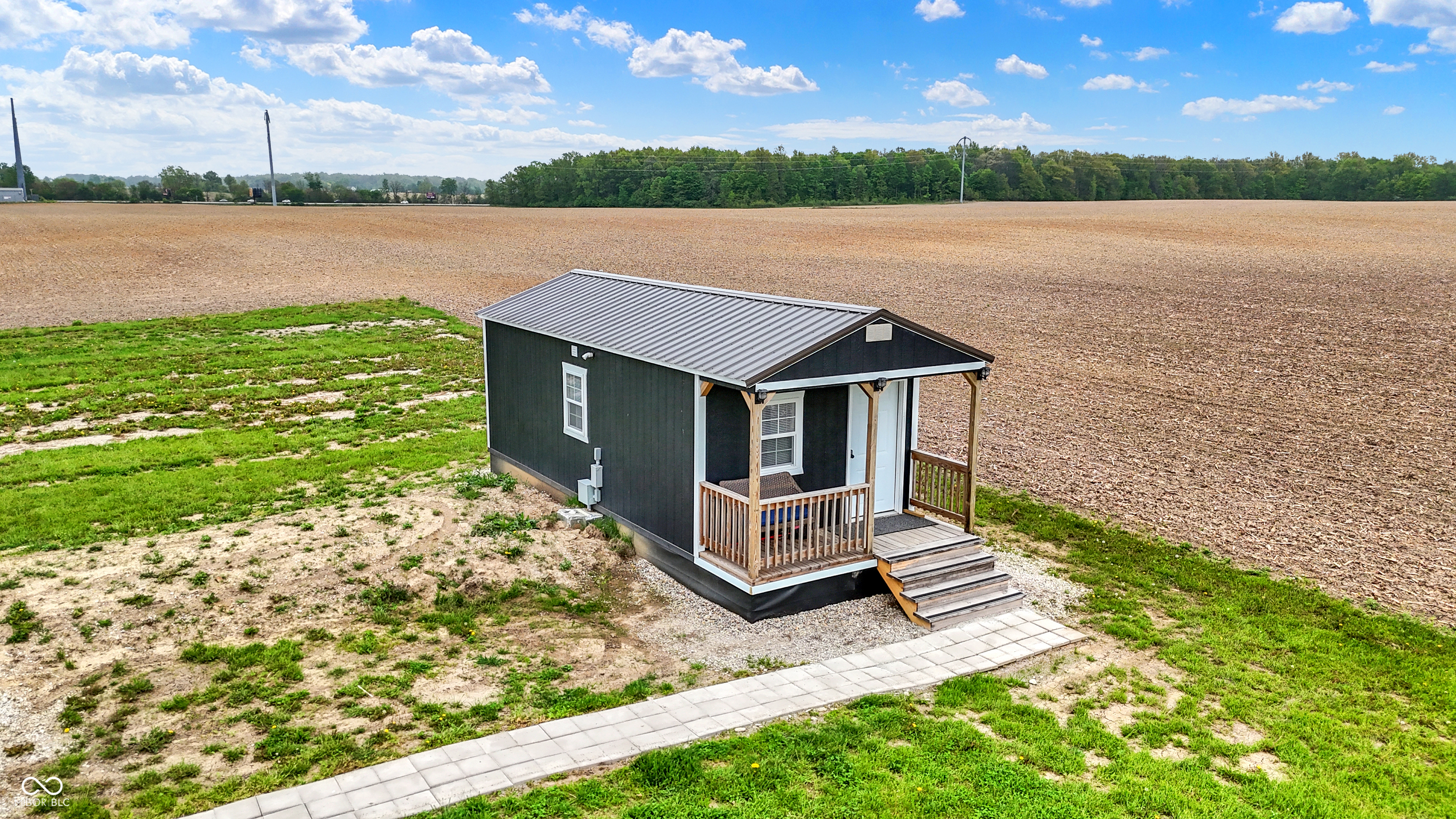 Marion, Indiana, 46952, United States, 5 Bedrooms Bedrooms, ,4 BathroomsBathrooms,Residential,For Sale,1915363