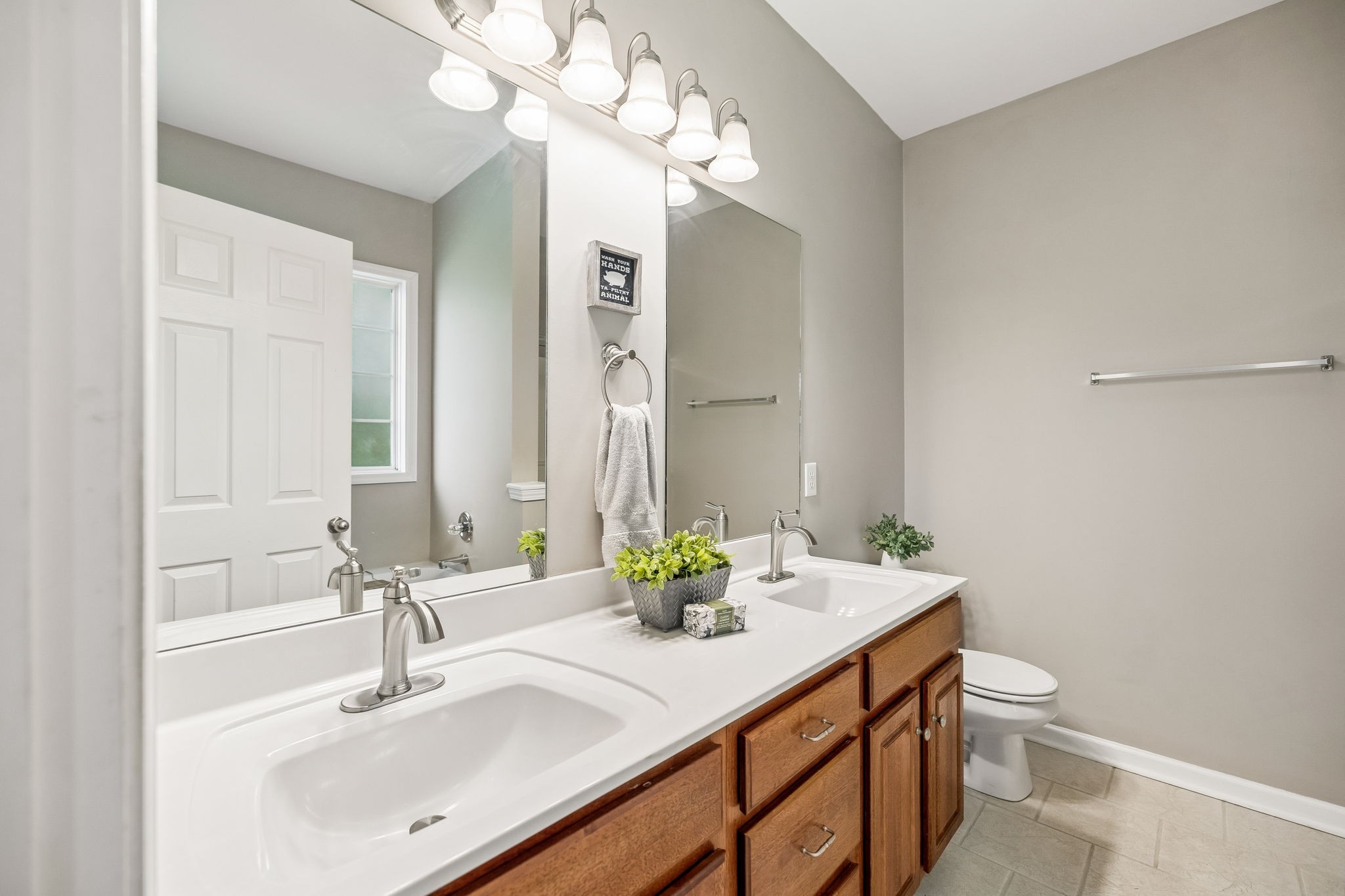  1271 Baker Creek Dr, Spring Hill, TN, 37174 - 物件實景