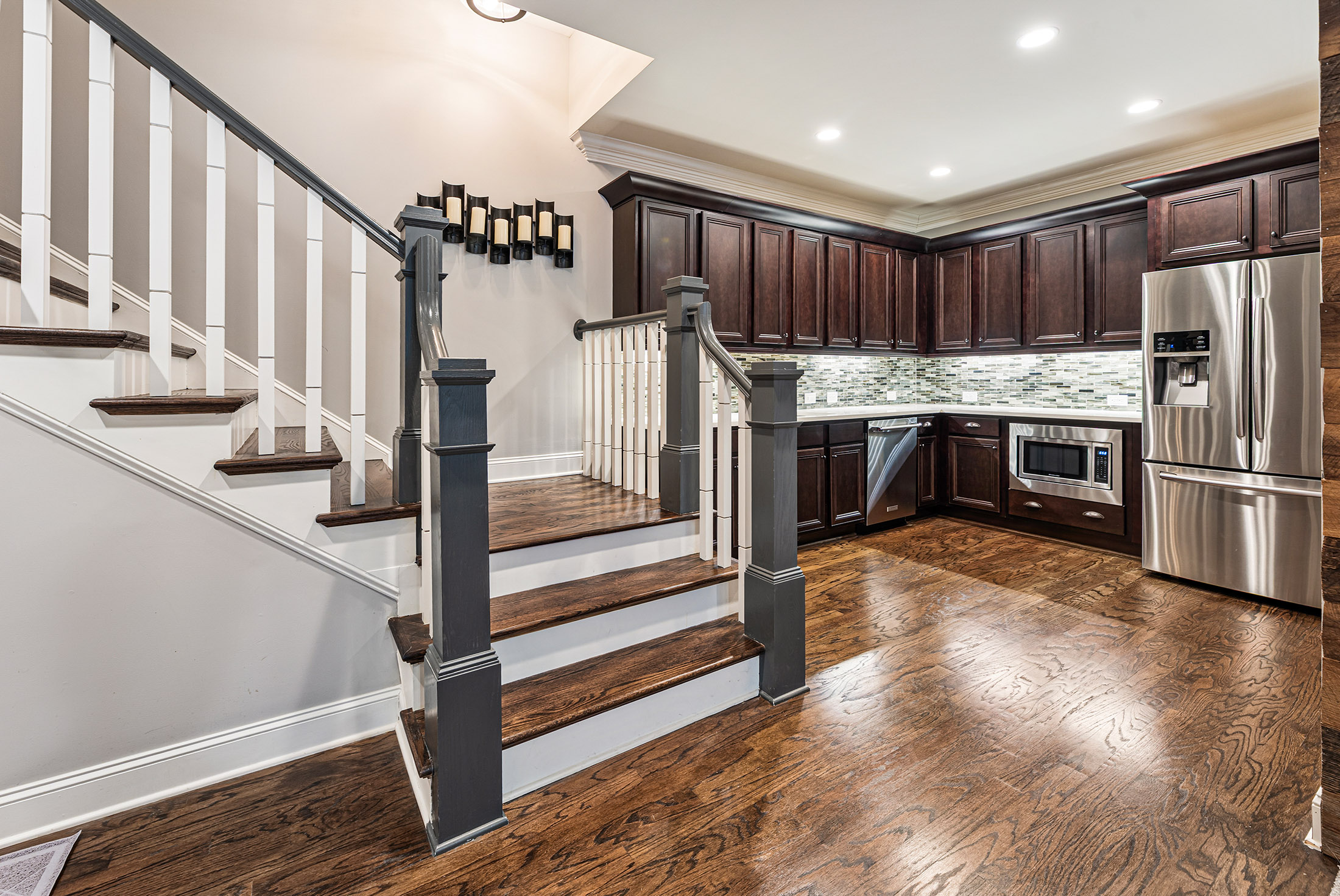  Desirable Monte Hewett First-Time Resale in the Sought-After Lake Haven - 物件實景