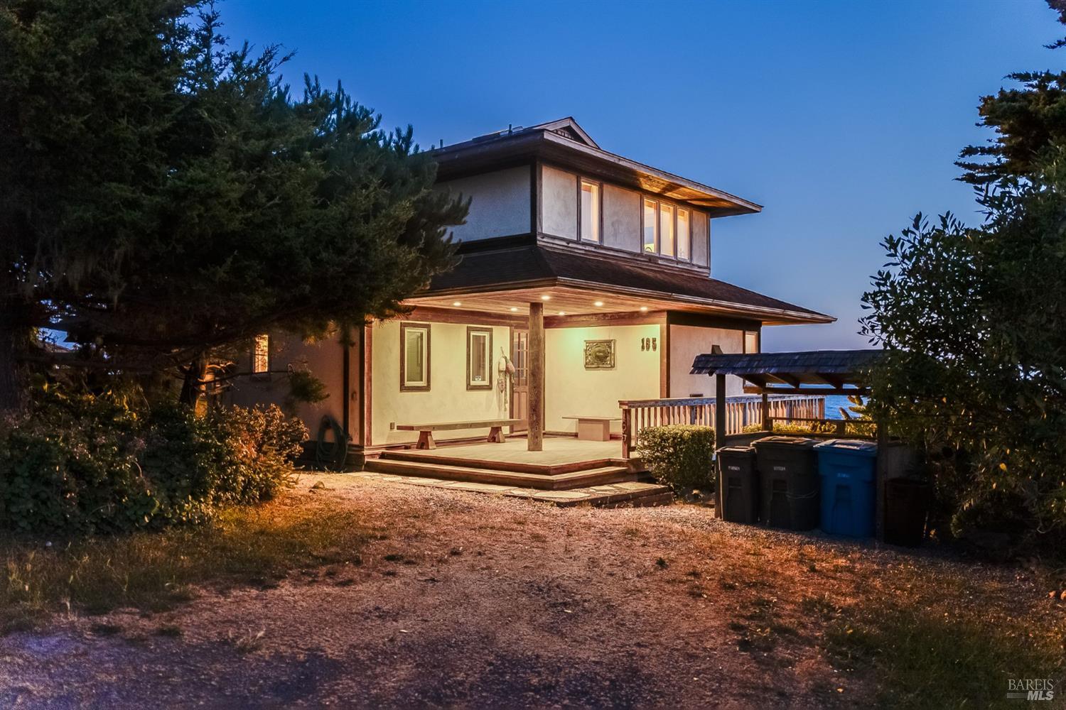Bolinas, California, 94924, United States, 2 Bedrooms Bedrooms, ,3 BathroomsBathrooms,Residential,For Sale,1906337