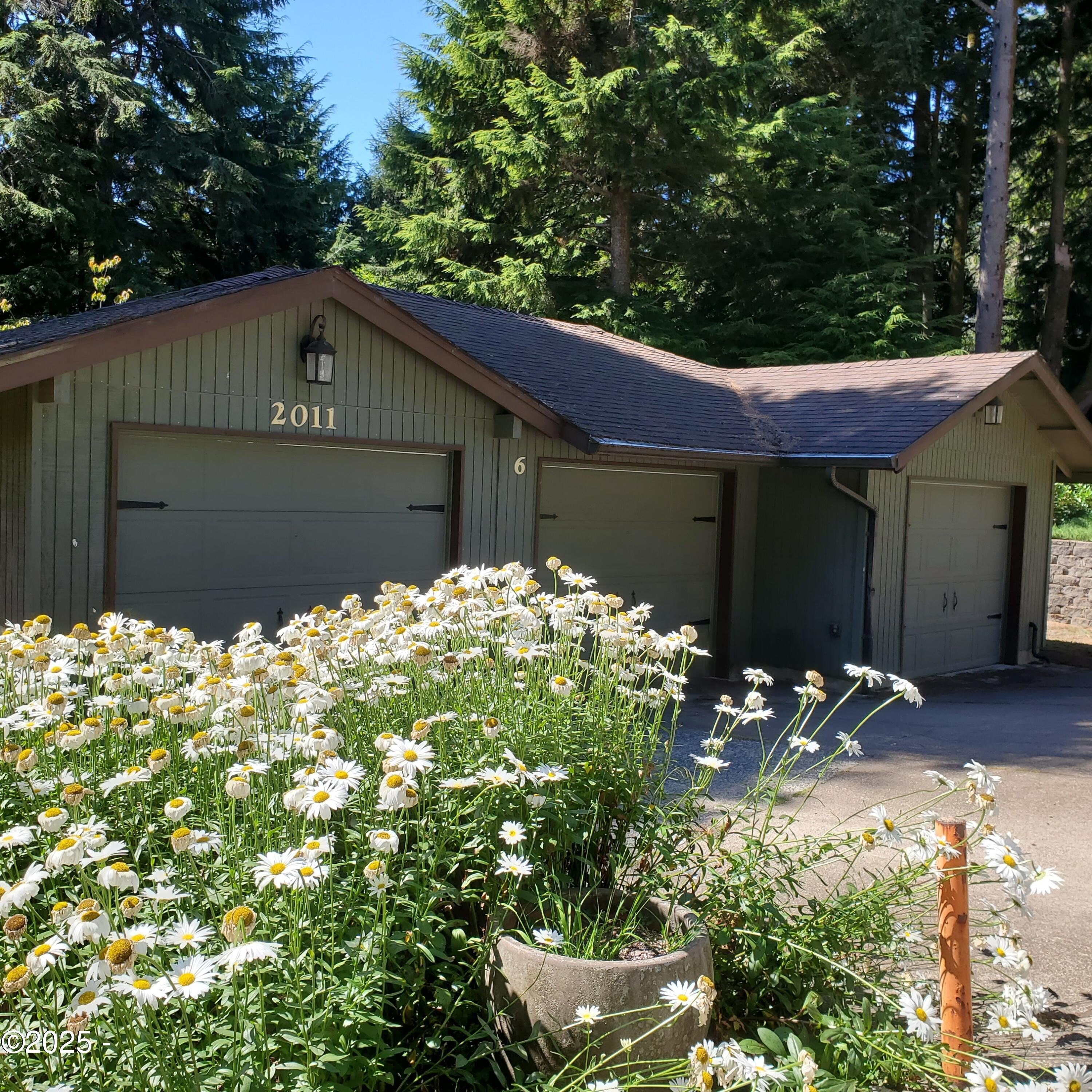 Lincoln City, Oregon, 97367, United States, 2 Bedrooms Bedrooms, ,Residential,For Sale,1950002