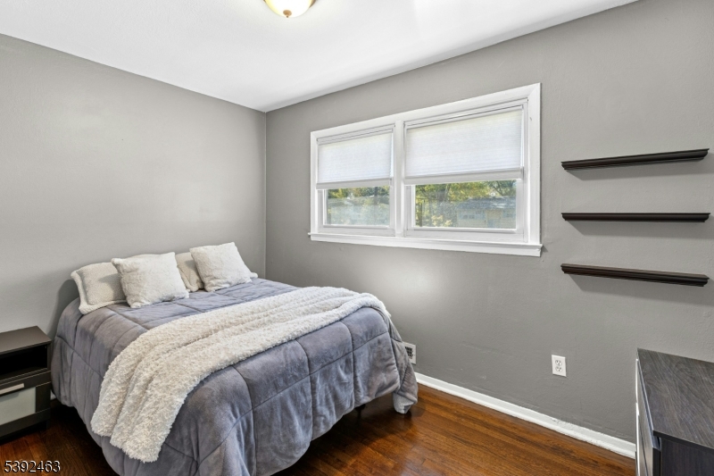 Plainfield City, New Jersey, 07062, United States, 3 Bedrooms Bedrooms, ,2 BathroomsBathrooms,Residential,For Sale,1968857