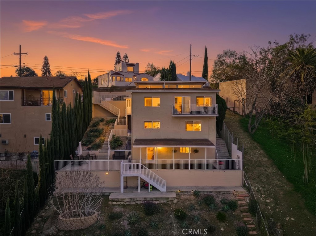Los Angeles, California, 90063, United States, 5 Bedrooms Bedrooms, ,Residential,For Sale,2014763